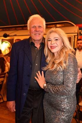 Julia Kent and her husband Jakob Rothmeier at the Roncalli ARTistART premiere in the Werksviertel at Ostbahnhof on 24 10 2025 in Munich Circus Roncalli ARTistART premiere in Munich