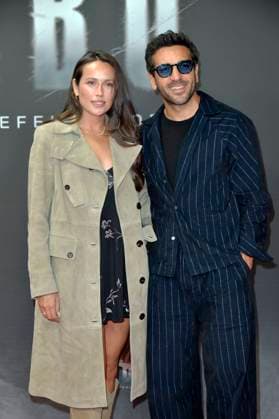 Elyas M Barek with wife Jessica M Barek at the special screening of the Netflix documentary Babo Die Haftbefehl Story in the Astor Film Lounge Berlin, 24 10 2025 Foto:xM.xBehrensx xFuturexImagex babo_5033