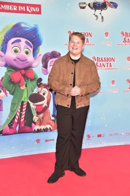 MISSION SANTA, an elf saves Christmas julius Weckauf Arrival, red carpet for the premiere of the animated film for children MISSION SANTA, an elf saves Christmas in Berlin on 25 10 2025 Photopress Mueller
