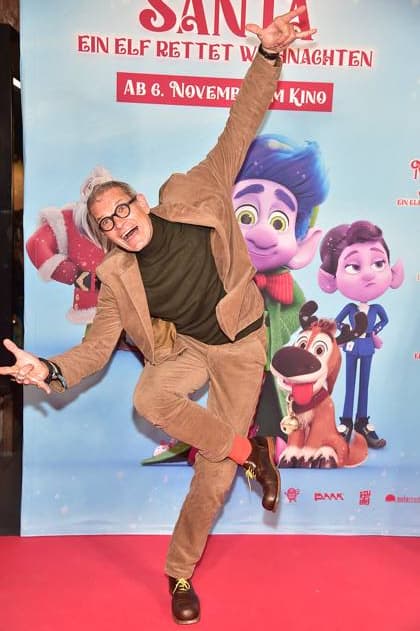MISSION SANTA, an ELf saves Christmas Götz Otto Ankuft, red carpet for the premiere of the animated film for children MISSION SANTA, an ELf saves Christmas in Berlin on 25 10 2025 Photopress Mueller