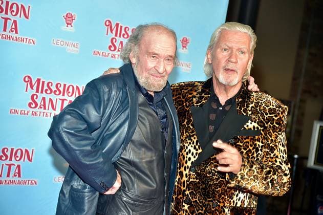 MISSION SANTA, an elf saves Christmas Michael Mendl, jonny Logan Arrival, red carpet for the premiere of the animated film for children MISSION SANTA, an elf saves Christmas in Berlin on 25 10 2025 Photopress Mueller