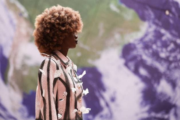 ARMENIA, YEREVAN - OCTOBER 25, 2025: A Black woman models creations during a runway show for Armenian fashion designer Manuk Aleksanyan as part of Yerevan Fashion Week 2025 at the Meridian Expo and Event Centre Yerevan Armenia  - ZUMAt113 20251025_zaa_t113_310 Copyright: xAlexanderxPatrinx