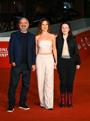 Rome Cinema Fest 2025, evening 11 - Red Carpet for the film Tutta la Vita. Pictured are Stefano Bollani, Valentina Cenni, and Frida Bollani Magon.  Copyright: xMaurizioxD Avanzox xipa-agency.netx xDxAvanzo Provvisionatox IPA_Agency_IPA67063952
