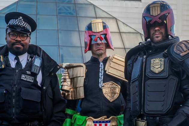 News Themen der Woche KW 43 News Bilder des Tages . 25 10 2025. London, United Kingdom. MCM Comic Con at Excel London. Fans flock to the fantasy & sci-fi event of MCM Comic Con at the Excel, London.  xMartynxWheatleyx xi-Imagesx IIM-26326-0060