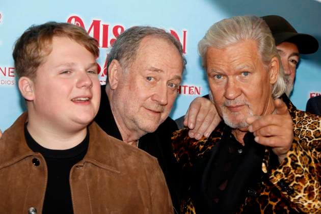 Mission Santa Ein Elf rettet Weihnachten , Premiere at Kino in der Kulturbrauerei, Berlin, 25 10 2025 Julius Weckauf, Harold Faltermeyer and Johnny Logan at a special screening of MISSION SANTA EIN ELF RETTET WEIHNACHTEN at the Kulturbrauerei in Berlin on 25 10 2025 Berlin Kino in der Kulturbrauerei Copyright: xAnitaxBuggex