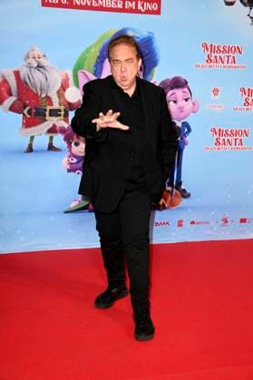 Oliver Kalkofe at the premiere of the movie Mission Santa An Elf Saves Christmas at the KulturBrauerei Berlin cinema, 25 10 2025 Foto:xN.xKubelkax xFuturexImagex santa_5010