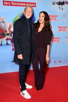 Kai Wiesinger and Bettina Zimmermann at the premiere of the feature film Mission Santa An Elf Saves Christmas at the KulturBrauerei cinema in Berlin, 25 10 2025 Foto:xN.xKubelkax xFuturexImagex santa_5043