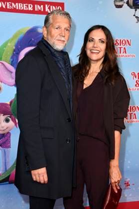 Kai Wiesinger and Bettina Zimmermann at the premiere of the feature film Mission Santa An Elf Saves Christmas at the KulturBrauerei cinema in Berlin, 25 10 2025 Foto:xN.xKubelkax xFuturexImagex santa_5045