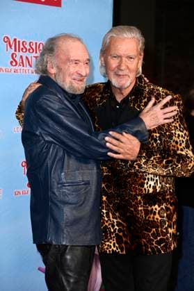 Michael Mendl and Johnny Logan at the premiere of the movie Mission Santa An Elf Saves Christmas at the KulturBrauerei cinema in Berlin, 25 10 2025 Foto:xN.xKubelkax xFuturexImagex santa_5055