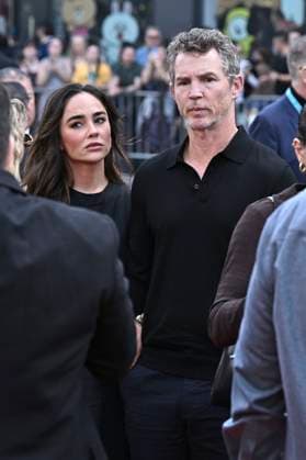 Shawn Hatosy with wife Kelly Albanese at the premiere of the movie Dead Man s Wire at the 39 AFI Fest 2025 at the TCL Chinese Theatre Los Angeles, 25 10 2025 Foto:xD.xStarbuckx xFuturexImagex wire_5032