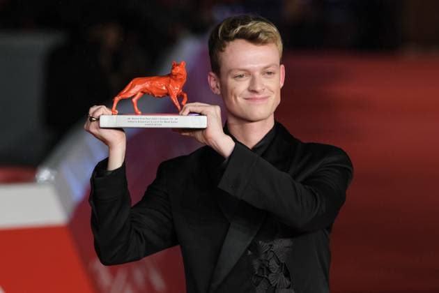 Closing Ceremony red carpet during the 20th Rome Film Fest in Italy. 25 October 2025 Anson Boon with Vittorio Gassman Award for best actor attends the Closing Ceremony red carpet during the 20th Rome Film Festival at Auditorium Parco Della Musica in Rome. 25 October 2025, Credit:Davide Di Lalla - Unicode Images Avalon Italy, Rome, Auditorium Parco della Musica  Copyright: xDavidexDixLallax-xUnicodexImagesx xAvalonx 1048264965