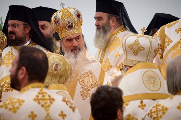 Worlds Largest Orthodox Cathedral, Icons Consecration, Bucharest, Romania Bucharest, Romania. 26th Oct, 2025: Archbishop Teodosie of Tomis (C) attends the consecration of the interior mosaic icons of the Romanian National Cathedral, an event marking the centennial of the Romanian Orthodox Patriarchate and 140 years of Autocephaly. First proposed in 1881 during the reign of King Carol I, it has been under construction since 2010 and stands today as the largest Orthodox Cathedral in the world, dominating Bucharest with its over 130 meters height. Bucharest Romania Copyright: xLucianxAlecux