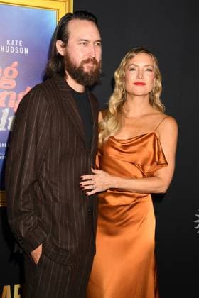 HOLLYWOOD, CA- OCTOBER 26: Danny Fujikawa and Kate Hudson at the special screening of Song Sung Blue during the 2025 AFI Fest at TCL Chinese 6 Theatre on October 26, 2025 in Hollywood, California. Copyright: xJeffreyxMayerx