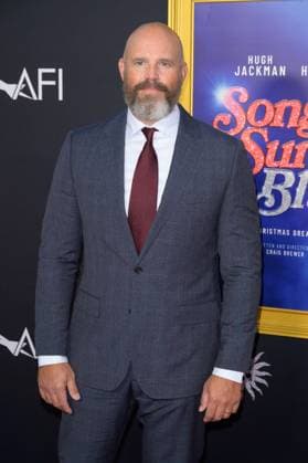 AFI Fest 2025 special screening of Song Sung Blue LOS ANGELES, USA October 26, 2025 David Denman at the AFI FEST premiere for Song Sung Blue at the TCL Chinese Theatre Picture Paul Smith Featureflash 450065 2025 10 26 CA Los Angeles  Copyright: xPaulxSmithx xFeaturesxFlashx xStarfacex STAR_450065_061