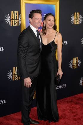 AFI Fest 2025 special screening of Song Sung Blue LOS ANGELES, USA October 26, 2025 Hugh Jackman Sutton Foster at the AFI FEST premiere for Song Sung Blue at the TCL Chinese Theatre Picture Paul Smith Featureflash 450065 2025 10 26 CA Los Angeles  Copyright: xPaulxSmithx xFeaturesxFlashx xStarfacex STAR_450065_111