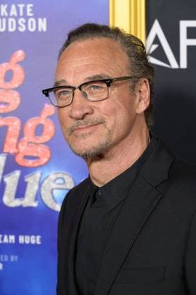 AFI Fest 2025 special screening of Song Sung Blue LOS ANGELES, USA October 26, 2025 Jim Belushi at the AFI FEST premiere for Song Sung Blue at the TCL Chinese Theatre Picture Paul Smith Featureflash 450065 2025 10 26 CA Los Angeles  Copyright: xPaulxSmithx xFeaturesxFlashx xStarfacex STAR_450065_121
