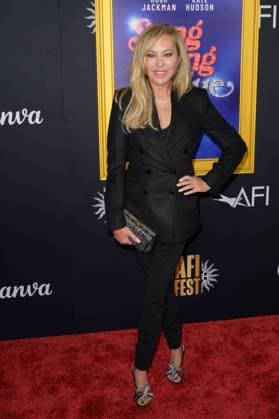AFI Fest 2025 special screening of Song Sung Blue LOS ANGELES, USA October 26, 2025 Sutton Stracke at the AFI FEST premiere for Song Sung Blue at the TCL Chinese Theatre Picture Paul Smith Featureflash 450065 2025 10 26 CA Los Angeles  Copyright: xPaulxSmithx xFeaturesxFlashx xStarfacex STAR_450065_154