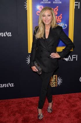 AFI Fest 2025 special screening of Song Sung Blue LOS ANGELES, USA October 26, 2025 Sutton Stracke at the AFI FEST premiere for Song Sung Blue at the TCL Chinese Theatre Picture Paul Smith Featureflash 450065 2025 10 26 CA Los Angeles  Copyright: xPaulxSmithx xFeaturesxFlashx xStarfacex STAR_450065_155