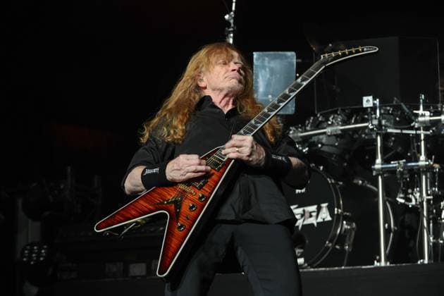 Entertainment Themen der Woche KW43 Entertainment Bilder des Tages Megadeth performing live at the O2 Arena london united knigdom 26th October 2025 Dave Mustaine of Megadeth performing live at the O2 Arena london united knigdom 26th October 2025 Supporting Disturbed on their The Sickness 25th Anniversary Tour, Credit:Ray Hill Avalon  Copyright: xRayxHillx xAvalonx 1048418792