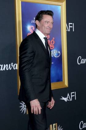 USA - 2025 AFI FEST - Song Sung Blue Premiere - Los Angeles LOS ANGELES - OCT 26: Hugh Jackman at the 2025 AFI FEST - Song Sung Blue Premiere at the TCL Chinese Theater IMAX on October 26, 2025 in Los Angeles, CA Los Angeles CA USA  Copyright: xKathyxHutchinsx xHutchinsxPhotox