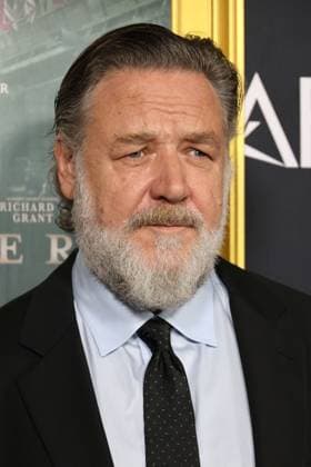 USA - 2025 AFI FEST - Nuremberg Premiere - Los Angeles LOS ANGELES - OCT 24: Russell Crowe at the 2025 AFI FEST - Nuremberg Premiere at the TCL Chinese Theater IMAX on October 24, 2025 in Los Angeles, CA Los Angeles CA USA  Copyright: xHPAx xHutchinsxPhotox