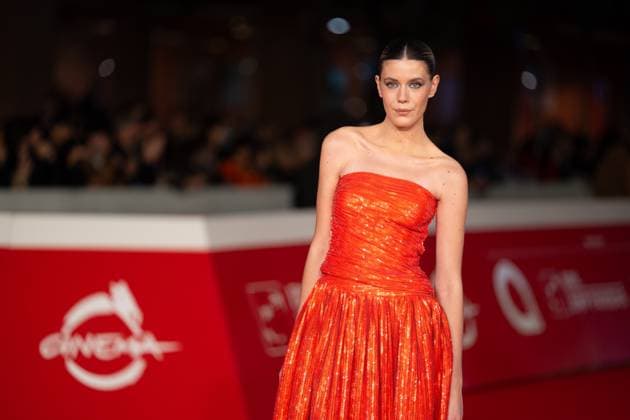 Vita Da Carlo Stagione Finale - Red Carpet - The 20th Rome Film Festival Caterina de Angelis attends the Vita Da Carlo Stagione Finale red carpet during the 20th Rome Film Festival at Auditorium Parco Della Musica in Rome, Italy, on October 26, 2025. Rome Italy  Copyright: xLucaxCarlinox originalFilename: carlino-notitle251026_np5YV.jpg