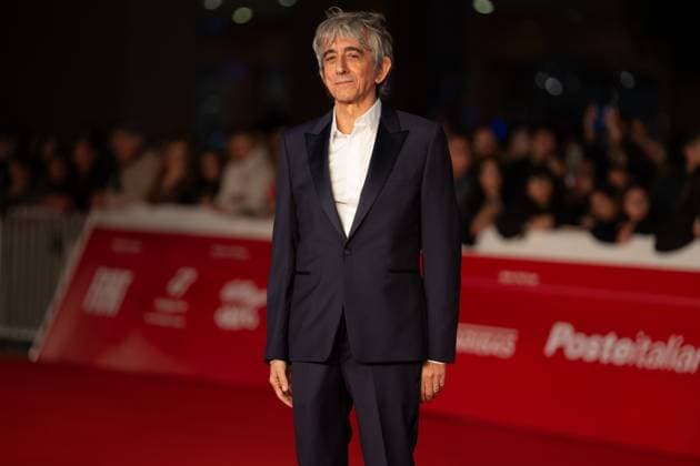 Vita Da Carlo Stagione Finale - Red Carpet - The 20th Rome Film Festival Sergio Rubini attends the Vita Da Carlo Stagione Finale red carpet during the 20th Rome Film Festival at Auditorium Parco Della Musica in Rome, Italy, on October 26, 2025. Rome Italy  Copyright: xLucaxCarlinox originalFilename: carlino-notitle251026_npGoX.jpg