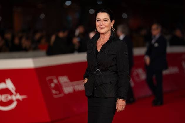 Vita Da Carlo Stagione Finale - Red Carpet - The 20th Rome Film Festival Monica Guerritore attends the Vita Da Carlo Stagione Finale red carpet during the 20th Rome Film Festival at Auditorium Parco Della Musica in Rome, Italy, on October 26, 2025. Rome Italy  Copyright: xLucaxCarlinox originalFilename: carlino-notitle251026_npVVE.jpg