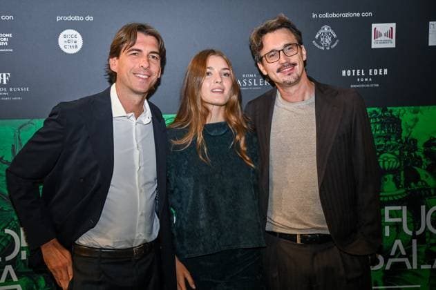 Rome, Italy: NO WEB AND NEWSPAPERS ONLY FOR ITALY** Via Condotti Award In the photo: Onorato, Damiano Michieletto and Elisa Del Genio Rome Italy  - ZUMAp169 20251026_zea_p169_778 Copyright: xRomax