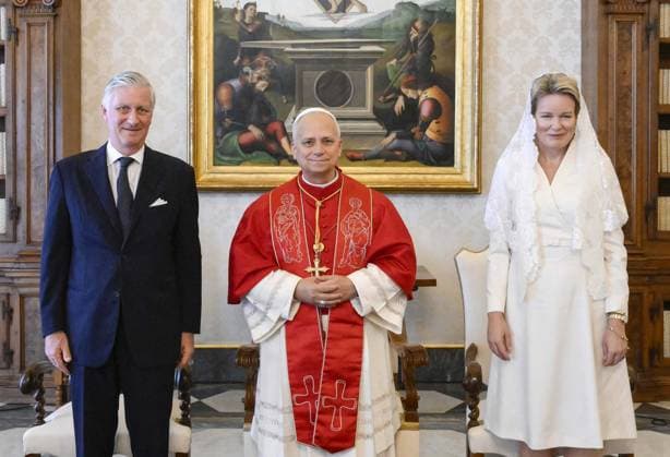 Pope Leo XIV Meets Philippe And Mathilde of Belgium - Vatican Pope Leo XIV meets king Philippe and queen Mathilde of Belgium on October 27, 2025 at the Vatican. Photo by (EV) Vatican Media ABACAPRESS.COM Vatican City Vatican (or Holy See)  Copyright: xABACAx
