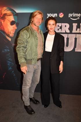 Henning Baum and Peri Baumeister at the premiere of season 6 of Der letzte Bulle on 27 10 2025 at the Gloria Palast in Munich After the last episode in 2014, the series will be continued from 31 10 2025 with new episodes on Amazon Prime and from 24 11 2025 on Sat 1 Joyn Premiere in Munich Der letzte Bulle Amazon Prime SAT 1 returns to the series stage