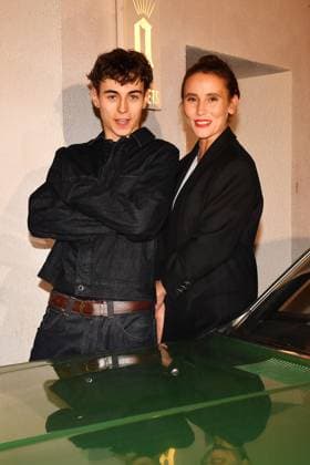 Lauri Kroeck and Peri Baumeister at the premiere of season 6 of Der letzte Bulle on 27 10 2025 at the Gloria Palast in Munich After the last episode in 2014, the series will continue with new episodes on Amazon Prime from 31 10 2025 and on Sat 1 Joyn from 24 11 2025 Premiere in Munich Der letzte Bulle Amazon Prime SAT 1 returns to the series stage