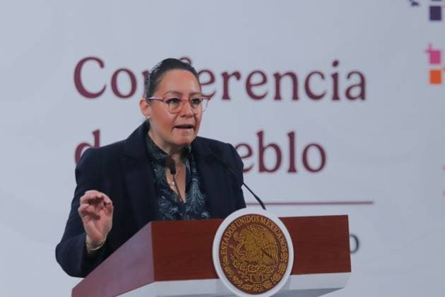 Mexico™s President Claudia Sheinbaum Holds Briefing Gisel Galeano, Federal Attorney General speaks during a news conference about the Grupo Salinas explanatory letter regarding payment of the debt. on October 27, 2025 in Mexico City, Mexico. (Photo by Carlos Santiago Eyepix Group) Copyright: xCarlosxSantiagox xEyepixxGroupx CS_27102025_172119
