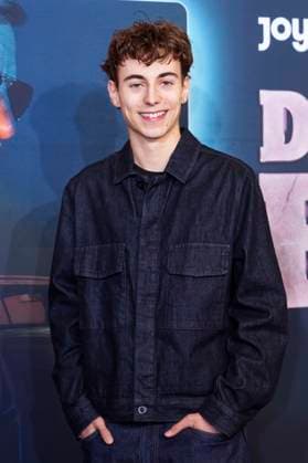 Lauri Kröck at the premiere of the Prime Video SAT 1 series Der letze Bulle at the Gloria Palast Munich, 27 10 2025 Foto:xN.xKolinzx xFuturexImagex bulle_5018