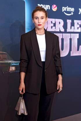 Peri Baumeister at the premiere of the Prime Video SAT 1 series Der letze Bulle at the Gloria Palast Munich, 27 10 2025 Foto:xN.xKolinzx xFuturexImagex bulle_5033