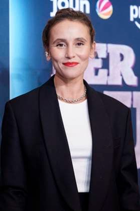 Peri Baumeister at the premiere of the Prime Video SAT 1 series Der letze Bulle at the Gloria Palast Munich, 27 10 2025 Foto:xN.xKolinzx xFuturexImagex bulle_5034