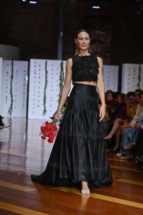 Atelier Couture bridal Madrid Fashion Week in Madrid, Spain - 28 Oct 2025 A model showcases creations by Carmen Alba during the Atelier Couture bridal catwalk within Madrid Fashion Week, at Fabrica de Tapices in Madrid. Madrid Spain Copyright: xAtilanoxGarciax xSOPAxImagesx FOTO53406
