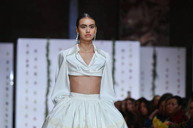 October 28, 2025, Madrid, Spain: A model showcases creations by Candelas Y Felipa during the Atelier Couture bridal catwalk within Madrid Fashion Week, at Fabrica de Tapices in Madrid. Madrid Spain - ZUMAs197 20251028_aaa_s197_101 Copyright: xAtilanoxGarciax