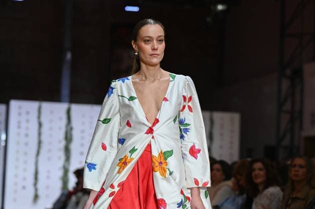 October 28, 2025, Madrid, Spain: A model showcases creations by Carmen Alba during the Atelier Couture bridal catwalk within Madrid Fashion Week, at Fabrica de Tapices in Madrid. Madrid Spain - ZUMAs197 20251028_aaa_s197_115 Copyright: xAtilanoxGarciax