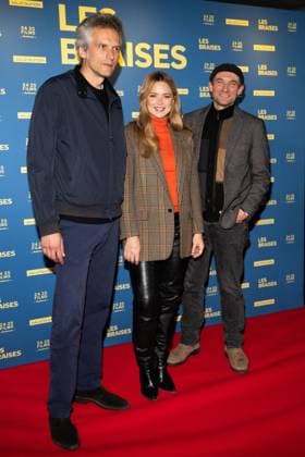 Les Braises Premiere Thomas Kruithof, Virginie Efira and Arieh Worthalter attending the Les Braises Premiere at the UGC Cine Cite Bercy in Paris, France on October 28, 2025. Photo by Aurore Marechal ABACAPRESS.COM Paris France  Copyright: xMarechalxAurore ABACAx