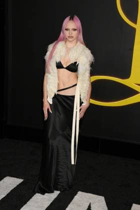 LOS ANGELES, CA - OCTOBER 28: AdÃ la at the Los Angeles premiere of HBO Original s I Love LA at Paramount Theatre on October 28, 2025 in Los Angeles, California. Copyright: xJeffreyxMayerx