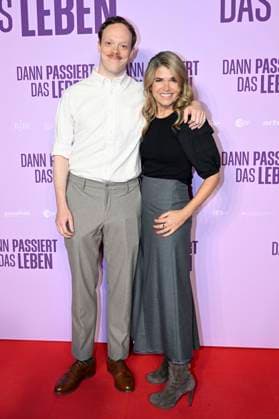 Lukas Rüppel and Anke Engelke at the premiere of the movie Dann passiert das Leben at Rio Filmpalast Munich, 28 10 2025 Foto:xR.xHeinex xFuturexImagex leben_5013