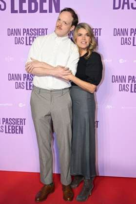 Lukas Rüppel and Anke Engelke at the premiere of the movie Dann passiert das Leben at Rio Filmpalast Munich, 28 10 2025 Foto:xR.xHeinex xFuturexImagex leben_5015
