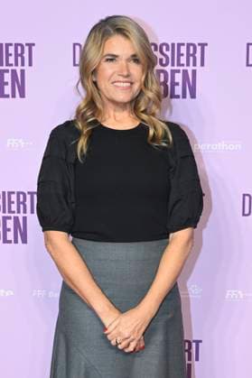 Anke Engelke at the premiere of the movie Dann passiert das Leben at Rio Filmpalast Munich, 28 10 2025 Foto:xR.xHeinex xFuturexImagex leben_5025