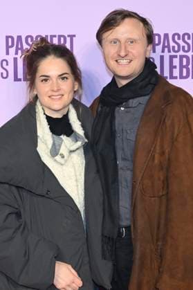 Michael Kranz with companion at the premiere of the movie Dann passiert das Leben at Rio Filmpalast Munich, 28 10 2025 Foto:xR.xHeinex xFuturexImagex leben_5029