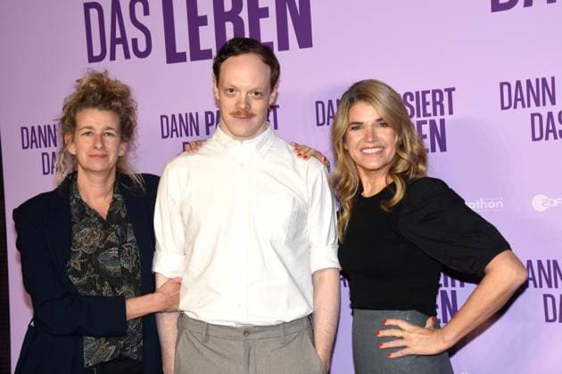 Neele Leana Vollmar director screenwriter Lukas Rueppel actor Anke Engelke actress leading actress Munich 28 10 2025 Rio Filmpalast premiere Dann passiert das Leben Foto Muenchen