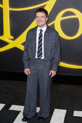 I Love LA Premiere - Los Angeles, USA LOS ANGELES, USA. October 28, 2025: Josh Hutcherson at the premiere for I Love LA at Paramount Studios. Los Angeles CA USA  Copyright: xPaulxSmith Featureflashx