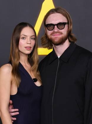 Los Angeles Red Carpet Premiere of HBO Original Comedy Series I Love LA 28 October 2025 . Los Angeles, California - Claudia Sulewski, Finneas O Connell At Los Angeles Red Carpet Premiere of HBO Original Comedy Series I Love LA held at Paramount Studios Theater in Los Angeles., Credit:Sadou Faye Avalon United States, CA, Los Angeles, Paramount Studios Theater  Copyright: xSadouxFayex xAvalonx 1048908470