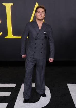 Los Angeles Red Carpet Premiere of HBO Original Comedy Series I Love LA 28 October 2025 . Los Angeles, California - Froy Gutierrez At Los Angeles Red Carpet Premiere of HBO Original Comedy Series I Love LA held at Paramount Studios Theater in Los Angeles., Credit:Sadou Faye Avalon United States, CA, Los Angeles, Paramount Studios Theater  Copyright: xSadouxFayex xAvalonx 1048908509