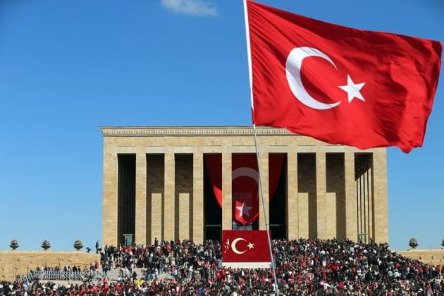 (251029) -- ANKARA, Oct. 29, 2025 -- Turkish people gather at Anitkabir, the mausoleum of the founder of Turkish Republic Mustafa Kemal Ataturk, to celebrate the Republic Day in Ankara, T¨¹rkiye, Oct. 29, 2025. T¨¹rkiye celebrated its Republic Day to mark the 102nd anniversary of the founding of the Republic of T¨¹rkiye. ( Handout via Xinhua) T?RKIYE-ANKARA-REPUBLIC DAY-CELEBRATIONS MustafaxKaya 